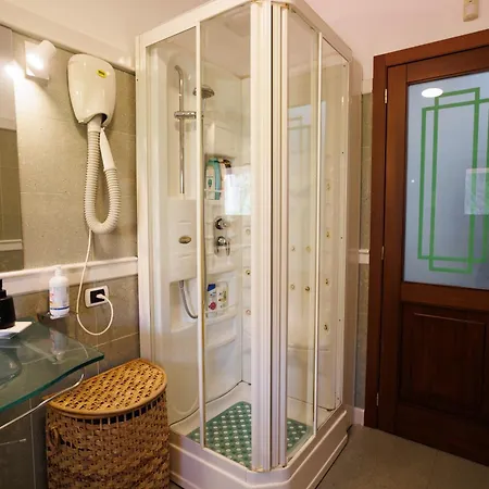 The Lemon Tree House * Scalea