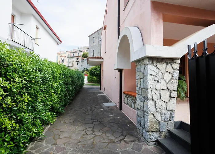 The Lemon Tree House