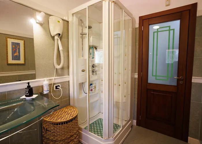 The Lemon Tree House * 斯卡莱阿