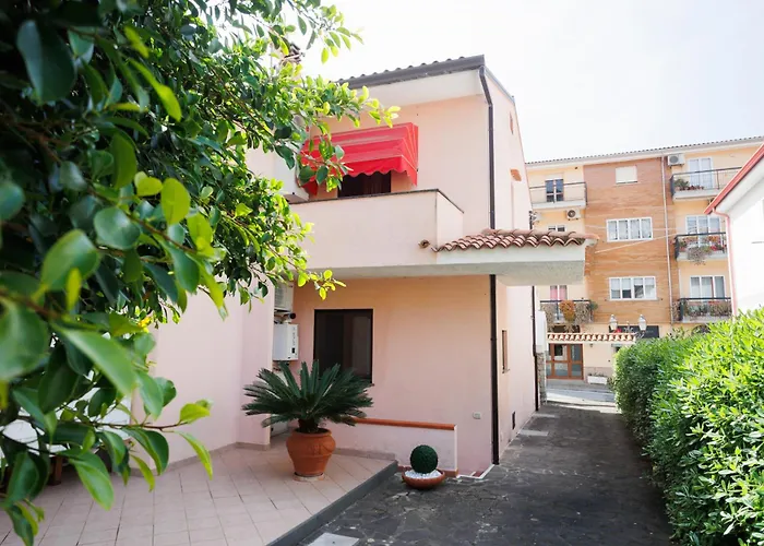 The Lemon Tree House